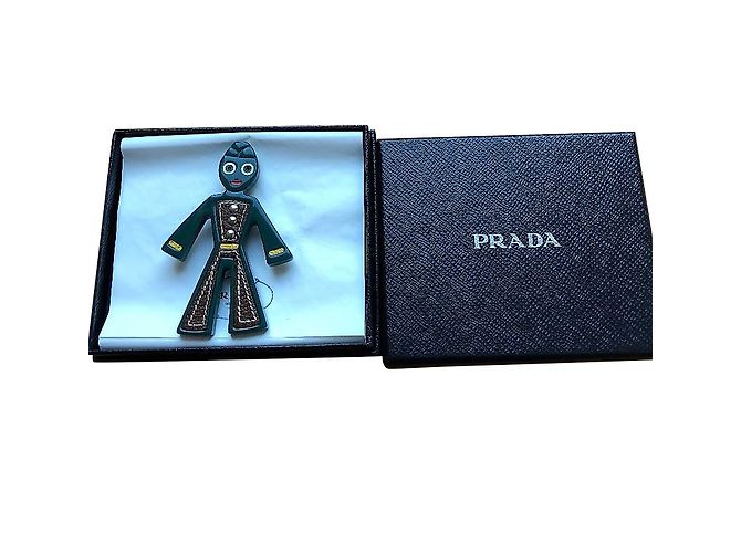 Spilla marinaio in pelle e Bakerlite Prada