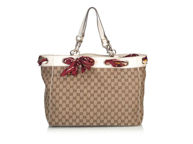 Gucci purse 2024 with scarf