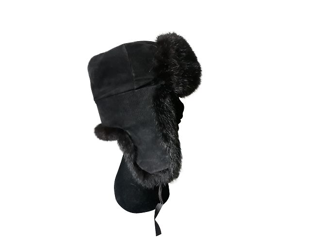 Autre Marque Black deerskin hat with rabbit fur