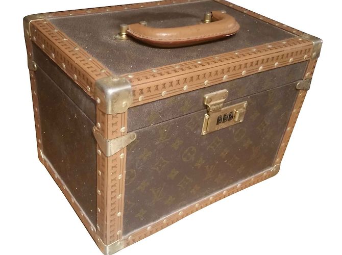 Caso de vaidade Louis Vuitton