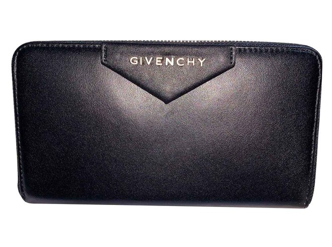 Givenchy portefeuilles Cuir Noir  ref.104249