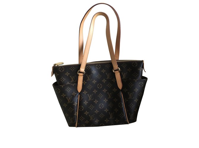 Louis Vuitton Totally Monogram Bag Brown Leather  ref.104472