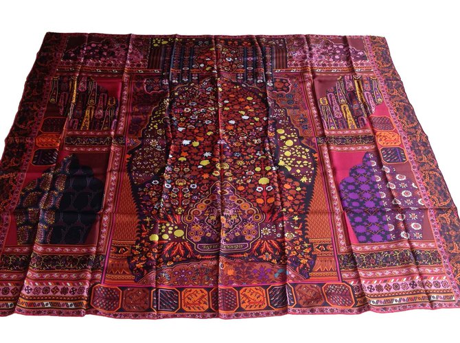 Hermès shawl "persant rug" Multiple colors Silk  ref.104617