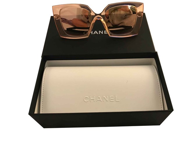Chanel occhiali da sole Rosa Placcato in oro  ref.104765
