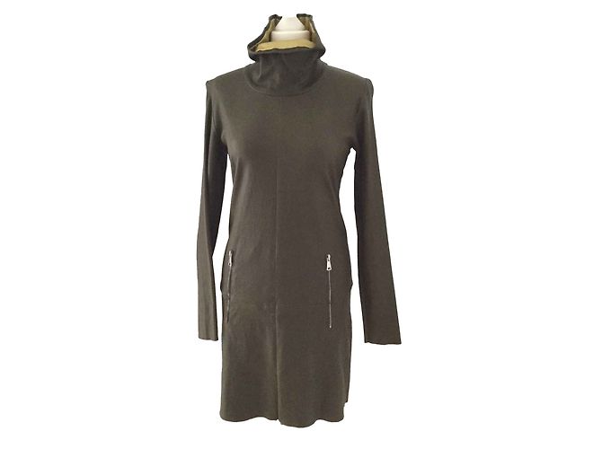 Stouls Vestidos