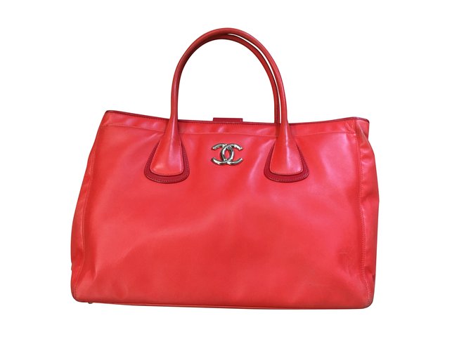 Chanel Totes Red Lambskin  ref.99514