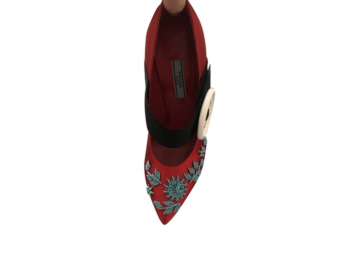 Prada Heels Red Silk  ref.99533