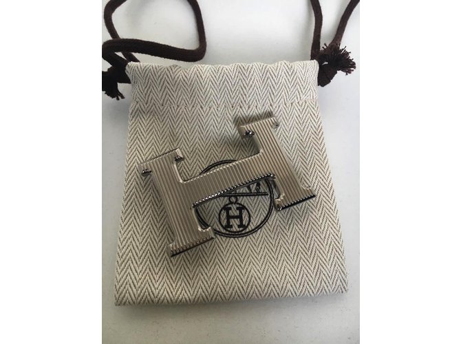 Cinturino Hermès modello "Grille" in metallo argentato, Nuova Condizione! Argento Acciaio  ref.99684