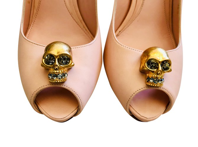 Alexander McQueen Nude Pink Peep Toe Skull Pumps Leather ref.99822 - Joli  Closet