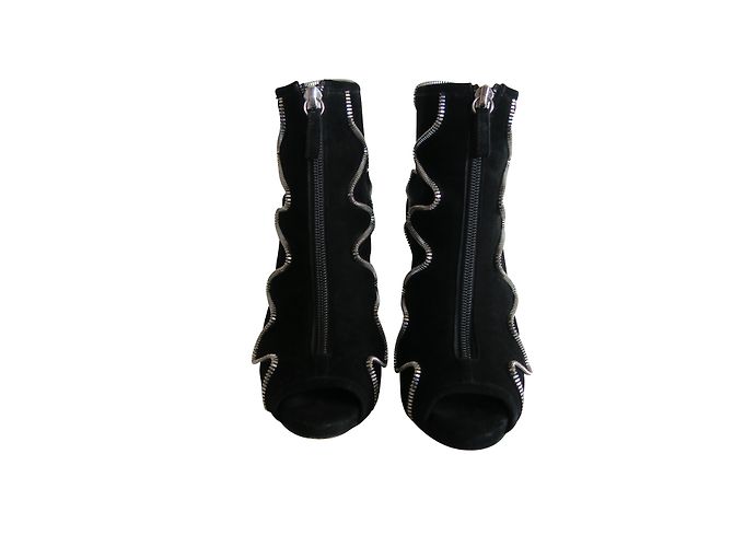 Botas de cano curto Bionda Castana em camurça de biqueira aberta pretas Preto