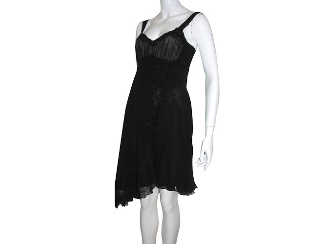 Karen Millen Vestido de seda assimétrica Preto