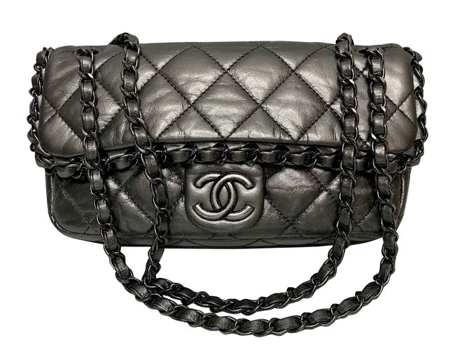 Chanel Medium Flap Bag Metallic Dark grey Leather ref.105519 - Joli Closet