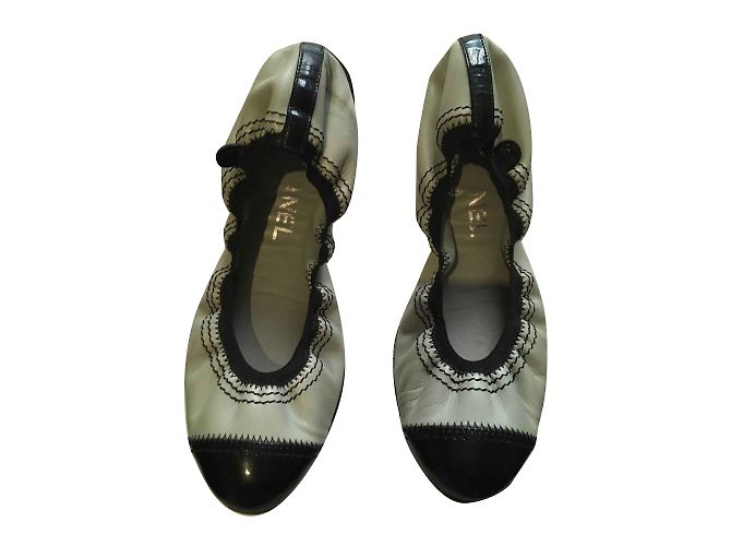 Ballerine Chanel in pelle nera e blu Nero