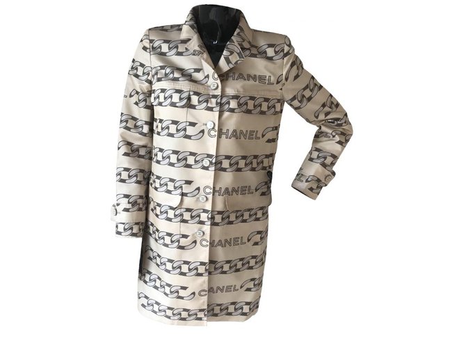 Chanel Trench Coats Bege Algodão  ref.105700