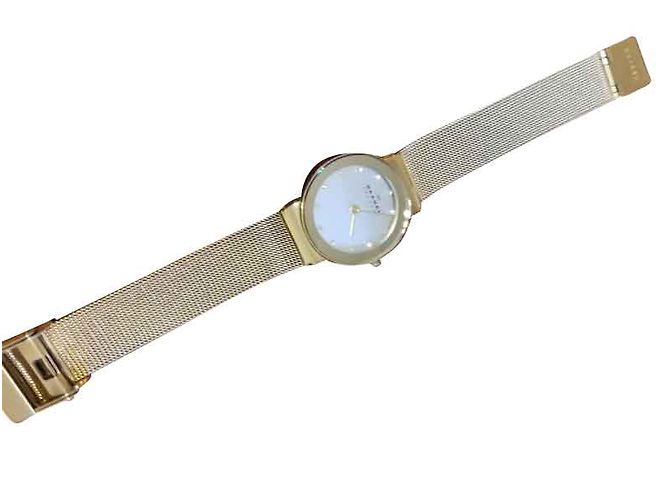 Autre Marque Relógio Skagen dourado de aço