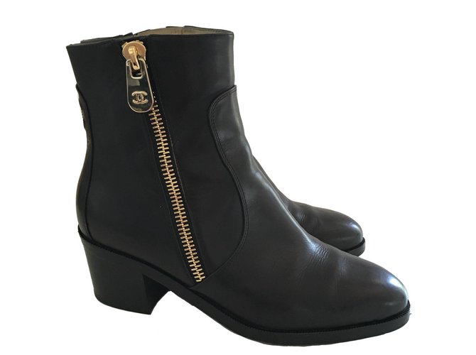 BOOTS CHANEL Black Leather  ref.105734
