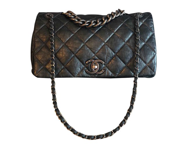 Chanel Handbags Black Leather  ref.105904