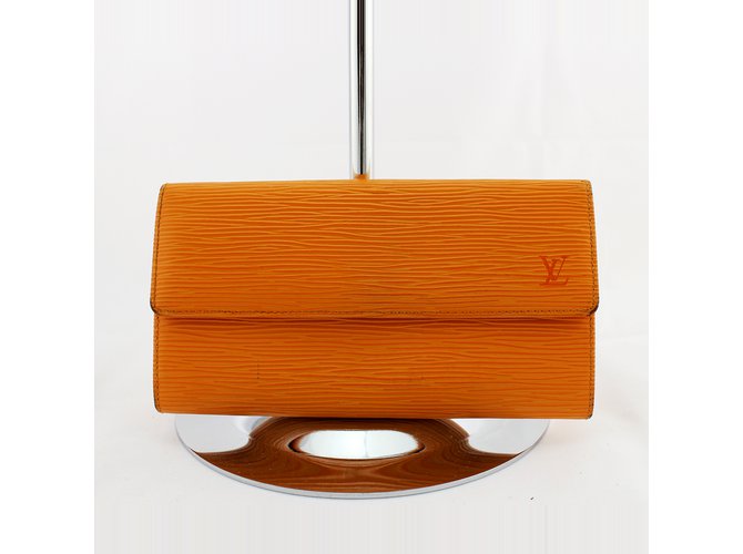 Louis Vuitton Sarah Wallet Yellow Leather  ref.106318