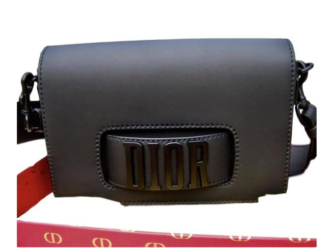 Dior Dio bag(R)evolution Black Leather  ref.106418
