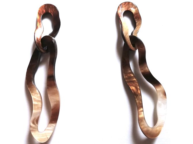 Autre Marque Pendientes Beige Marrón Claro Marrón Oscuro