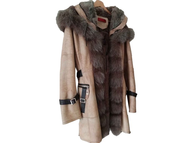 Giorgio & Mario Coats, Outerwear Beige Fur  ref.106558