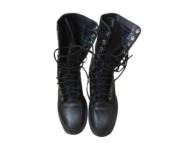 Botas Militares Chanel de Cuero Negro 35,5