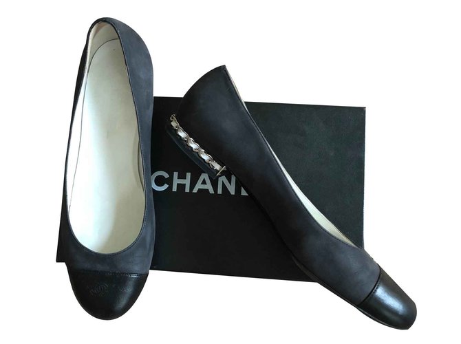 Chanel Ballet flats Black Leather  ref.107272