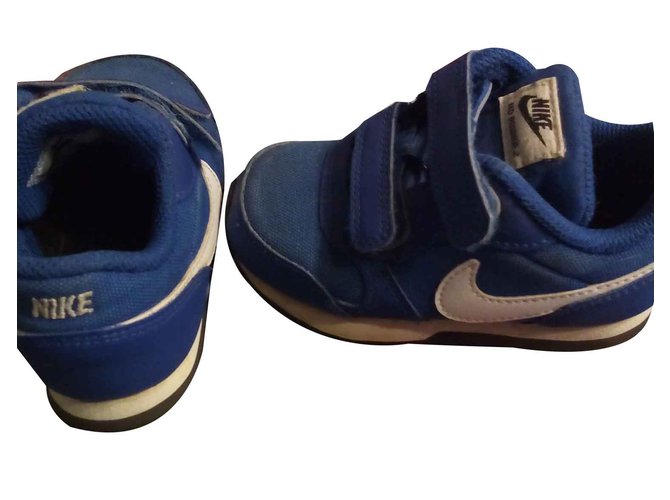 Corredor da Nike MD 2 Azul escuro Lona  ref.107463