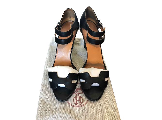 Hermès Black Leather Heels