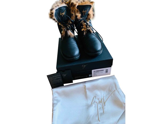 Giuseppe Zanotti Ankle Boots Black Leather Fur  ref.108007