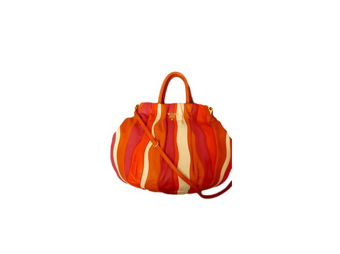 Prada Handtaschen Mehrfarben Leder  ref.108023