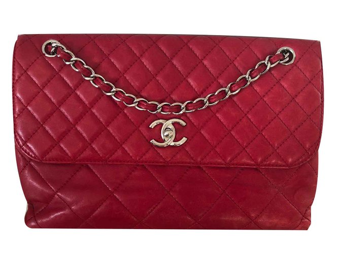 Timeless Chanel klassisch Rot Leder  ref.108336