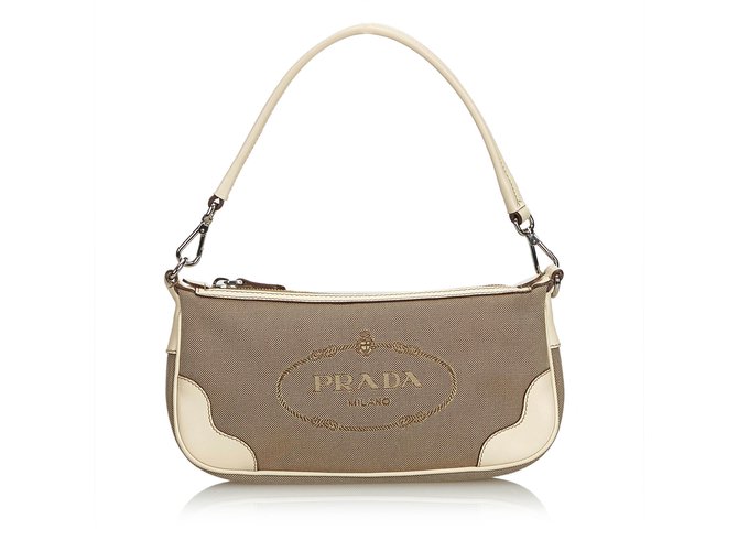 baguette bag prada