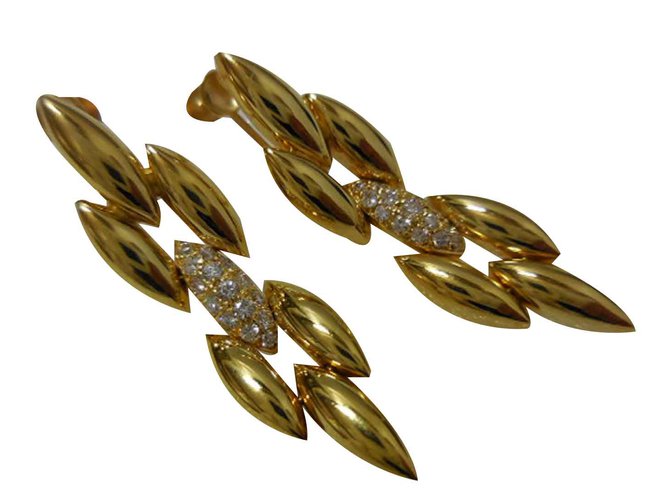Vintage Cartier 18Boucles d'oreilles pendantes en or jaune avec diamants K  ref.108487