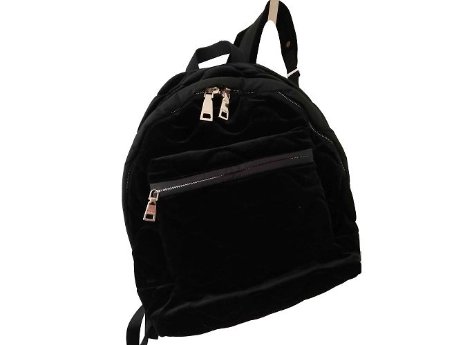 Sandro Mochilas