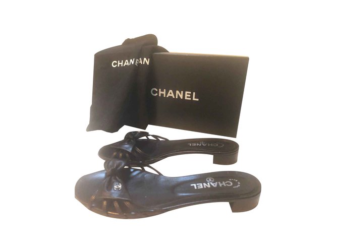 Chanel g23822 Black Leather  ref.108545