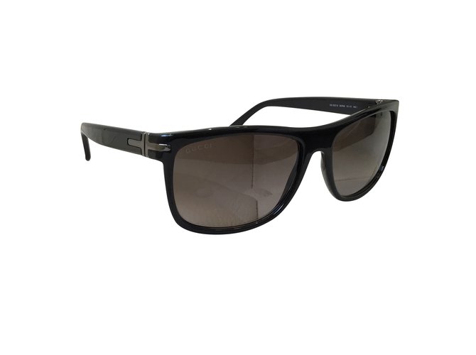 Gucci Des lunettes de soleil Plastique Noir  ref.108584