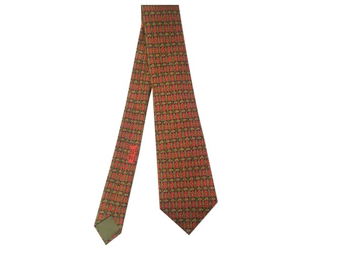 Hermès Splendida cravatta HERMES in seta stampata arancione con motivi geometrici, Nuova Condizione!  ref.108589