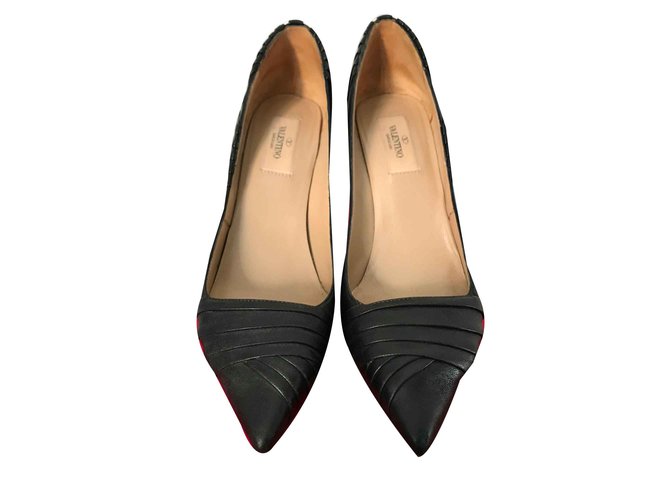 Valentino Garavani Tacchi Nero Pelle  ref.108840