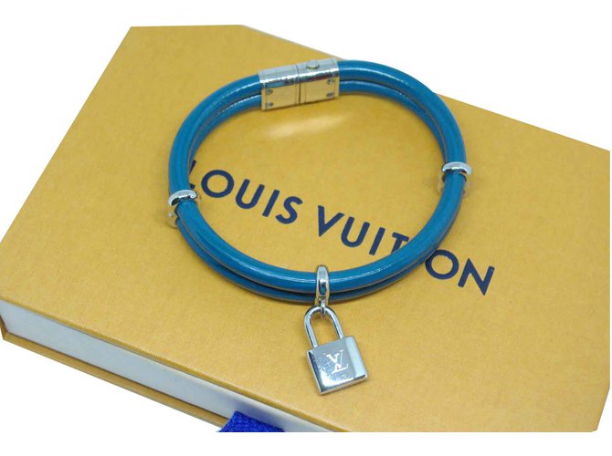 Louis Vuitton Behalte es zweimal Blau Leder Metall  ref.108846
