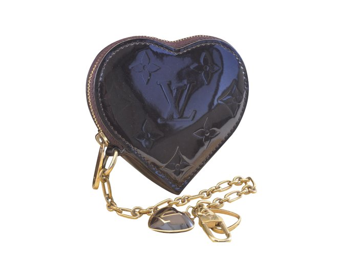 Louis Vuitton Porte Monnaie Coeur Black Patent leather ref.108890 - Joli  Closet