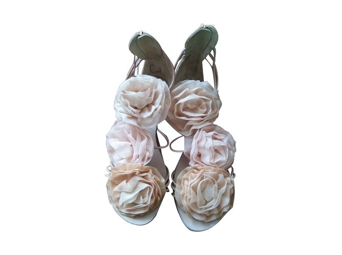 giuseppe zanotti flower heels
