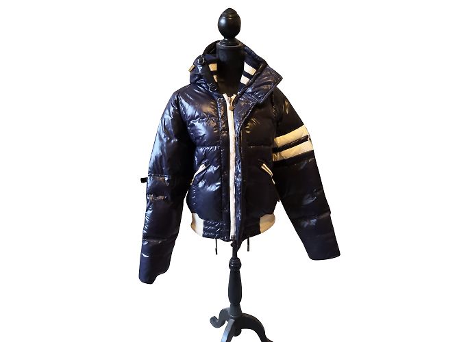 Beautiful Moncler Jacket Mixed