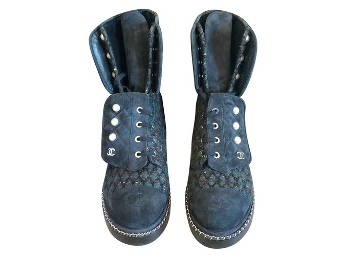 Chanel tweed boots Khaki Deerskin  ref.109128