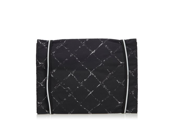 Chanel Alte Nylon Reisetasche aus Nylon Schwarz Weiß Tuch  ref.109380