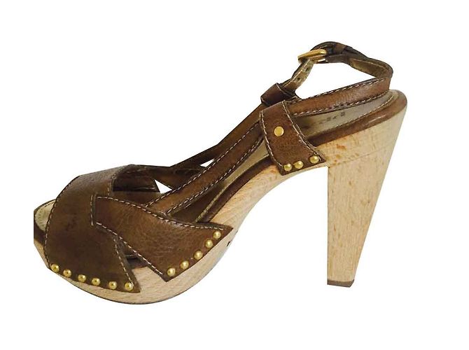 Prada Sandalen Beige Leder