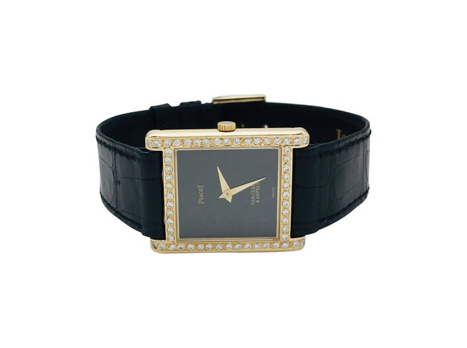 Van Cleef & Arpels and Piaget watch in yellow gold on leather, diamonds.  ref.110437
