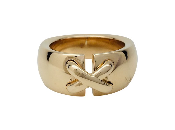 Chaumet Ring "Links" em ouro amarelo.  ref.110440