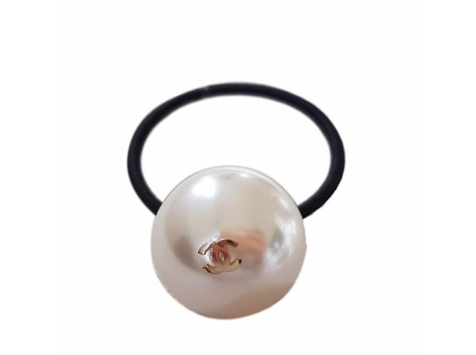 Chanel Haarschmuck Weiß