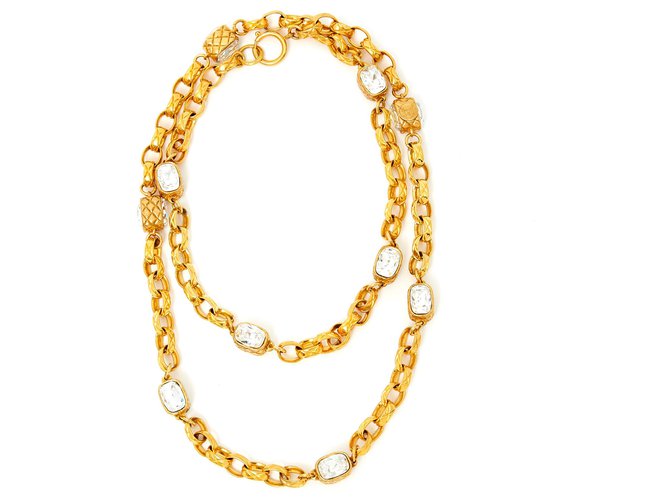 Chanel HIGH SEWING QUILTED RHINESTONES Golden Metal  ref.110314